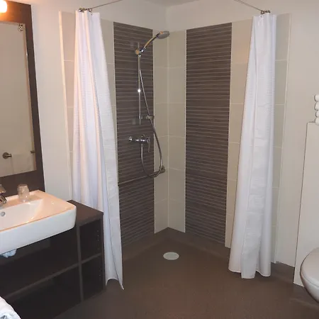 Forme-hotel & Montpellier Sud-est - Parc Expositions - Arena מוגויו