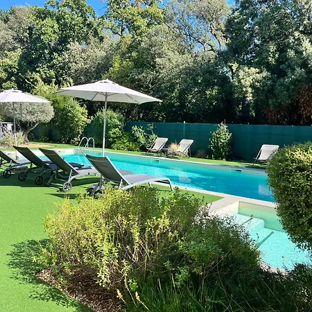 Forme-hotel & Montpellier Sud-est - Parc Expositions - Arena 3*