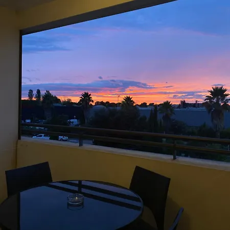 Forme-hotel & Montpellier Sud-est - Parc Expositions - Arena מלון