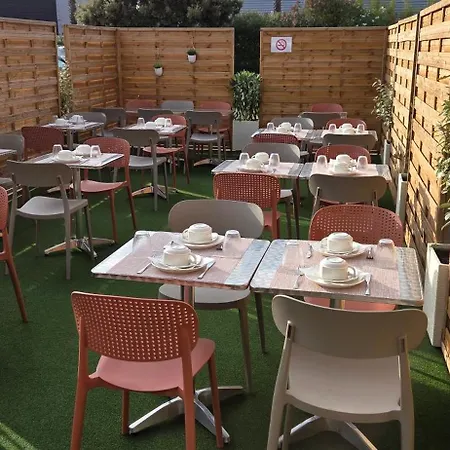 Forme-hotel & Montpellier Sud-est - Parc Expositions - Arena 3*