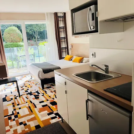 Hotel Forme-hotel & Montpellier Sud-est - Parc Expositions - Arena 3*