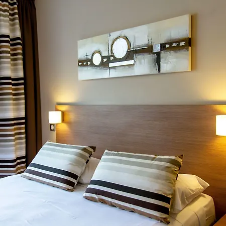 Forme-hotel & Montpellier Sud-est - Parc Expositions - Arena Otel 3*