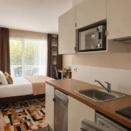 Forme-hotel & Montpellier Sud-est - Parc Expositions - Arena Otel Mauguio