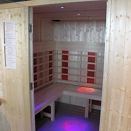 Forme-hotel & Montpellier Sud-est - Parc Expositions - Arena 호텔