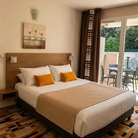 Forme-hotel & Montpellier Sud-est - Parc Expositions - Arena Hotel 3*